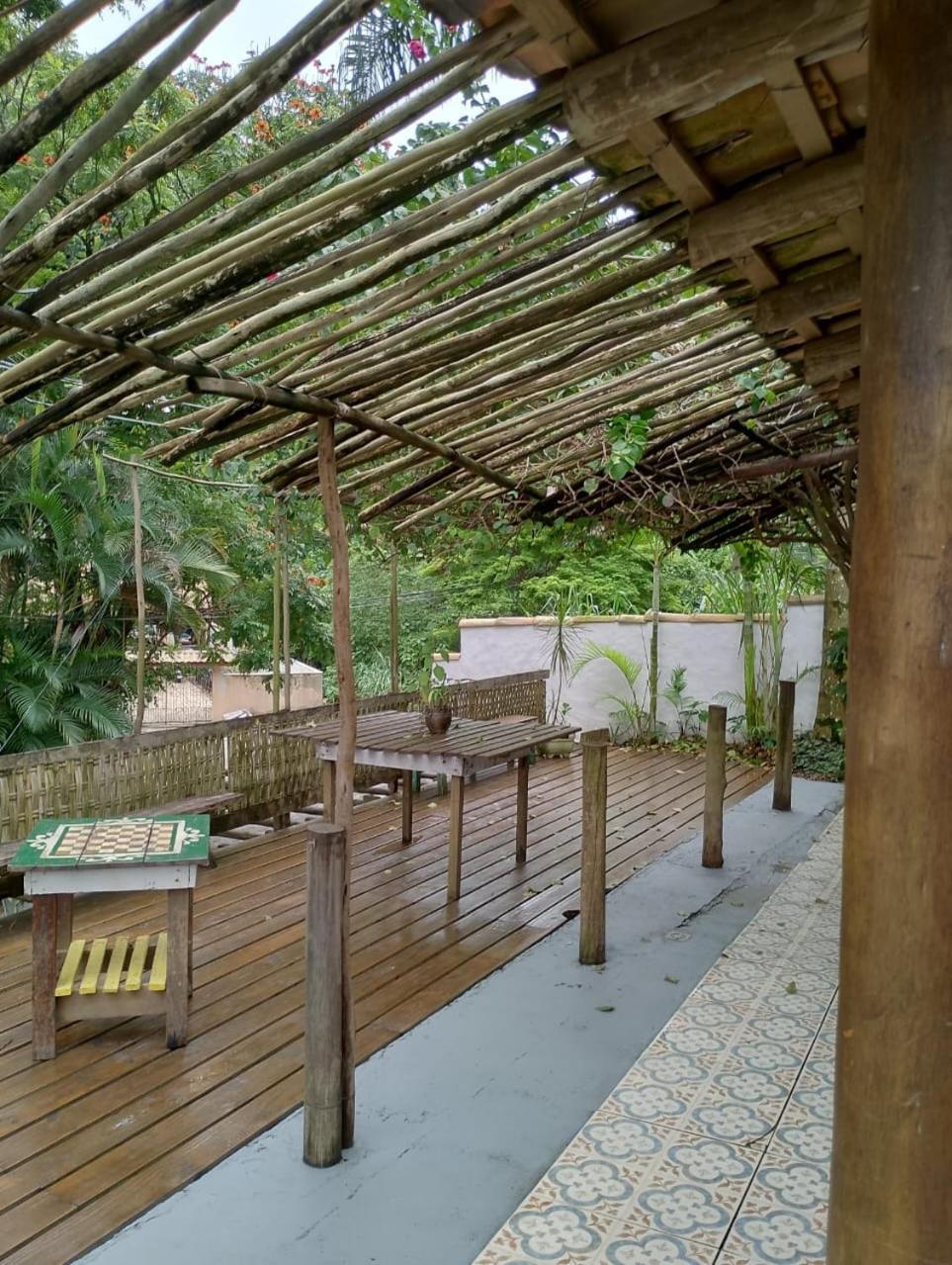 Vilarejo Praia Do Pereque Suites 伊利亚贝拉 外观 照片