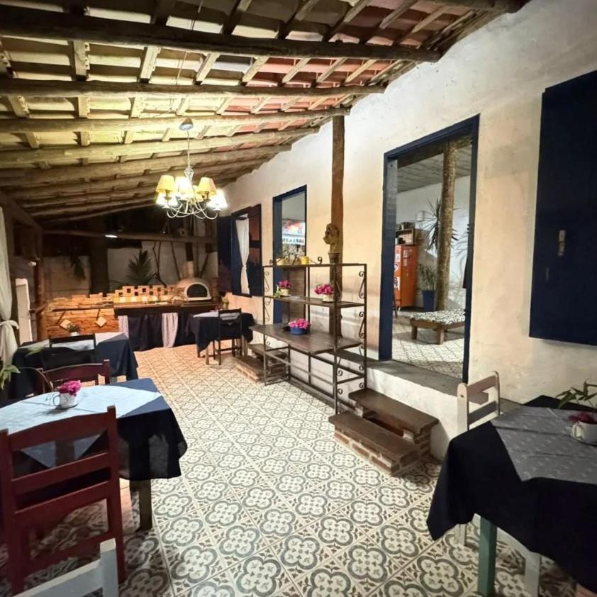 Vilarejo Praia Do Pereque Suites 伊利亚贝拉 外观 照片